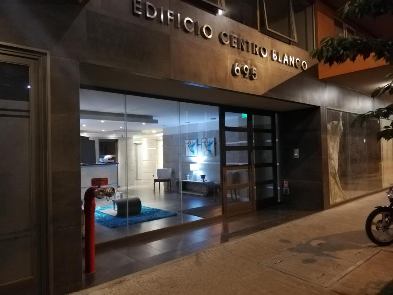 Depto Estudio 1810 Centro Blanco Διαμέρισμα Τεμούκο Εξωτερικό φωτογραφία